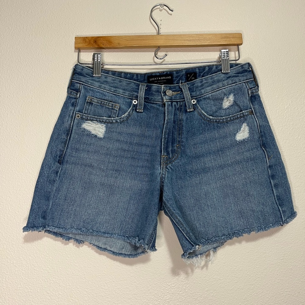 Lucky Brand Los Angeles The Boyfriend Short Size 0 Size 25 Raw Hem